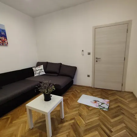 Tona Šibenik