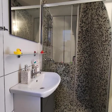 Apartment Tona *