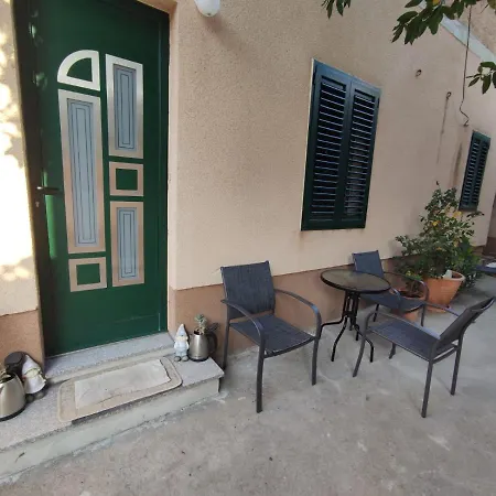 Tona Šibenik