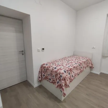 Tona Šibenik
