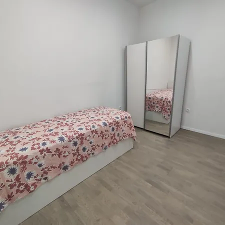 Apartment Tona